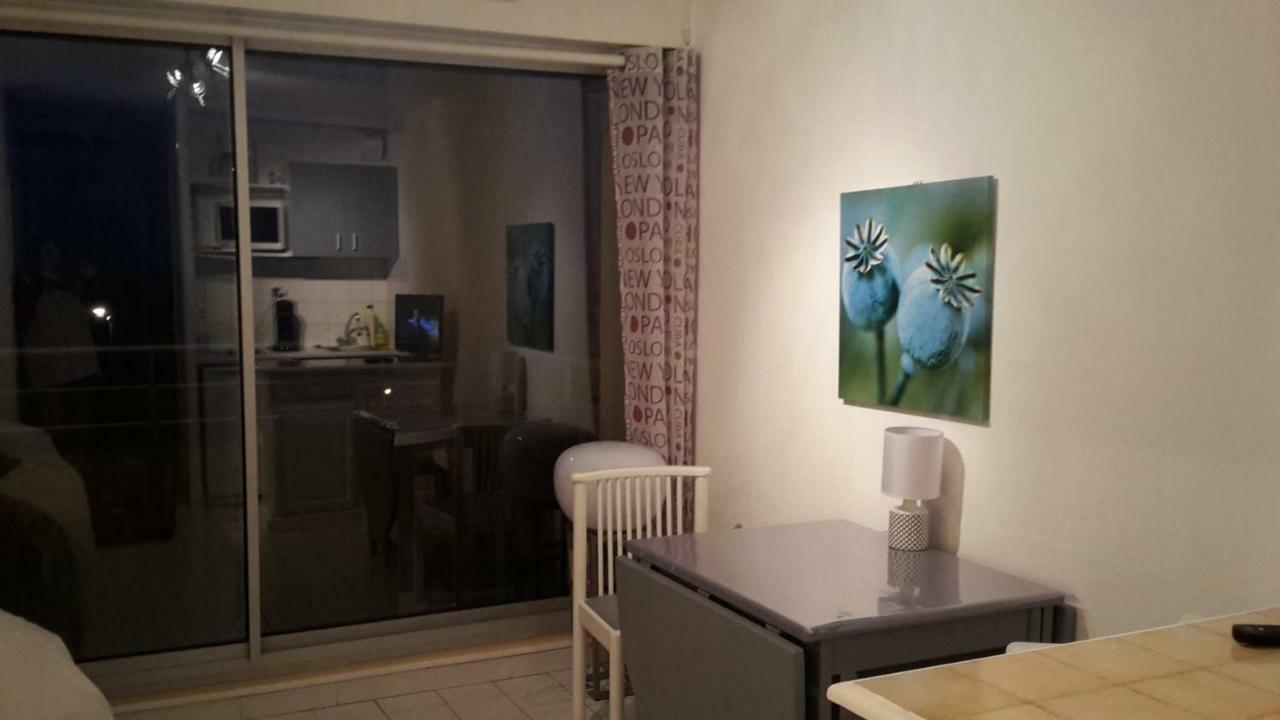 Sète - Fewo mit Meerblick, Schwimmbad Exterior foto